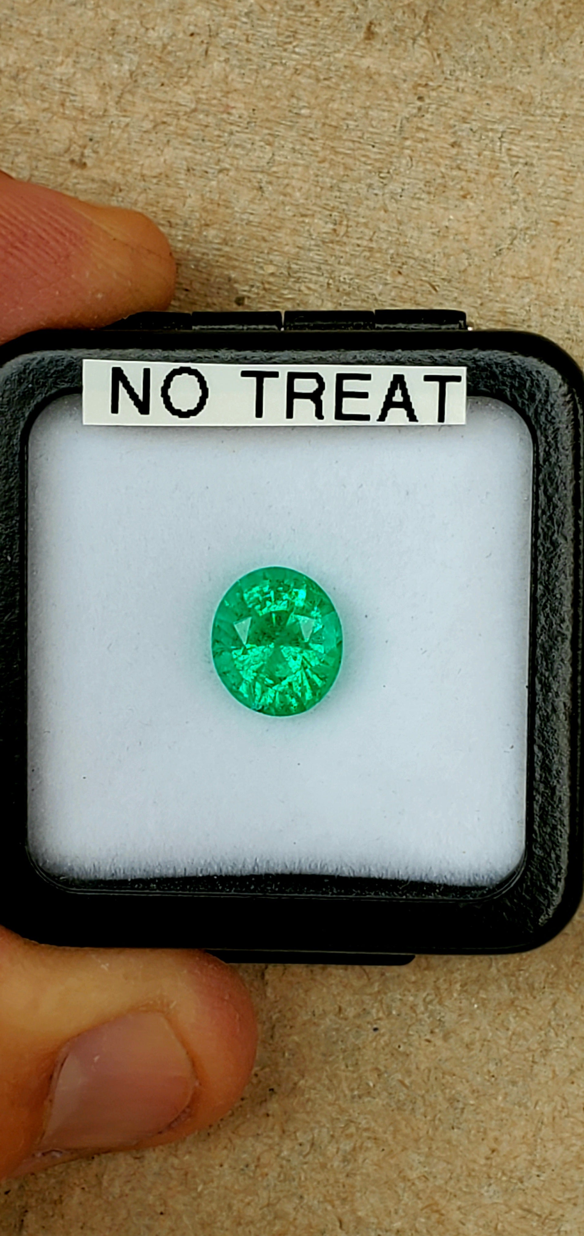 3.11 carat Ethiopian emerald GIA Certed No-treatment