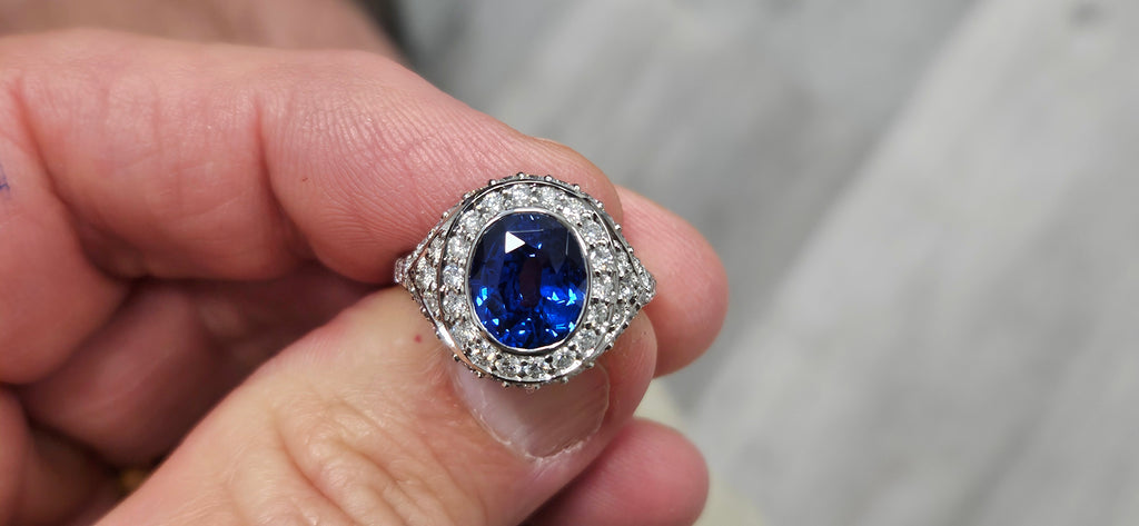 Platinum Fine Ceylon Sapphire Ring