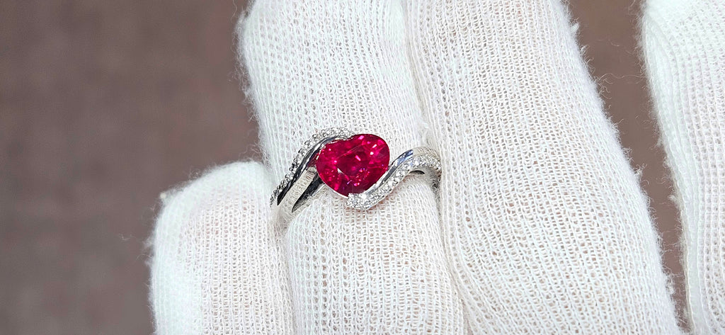 3.04ct certed Burma ruby ring in platinum