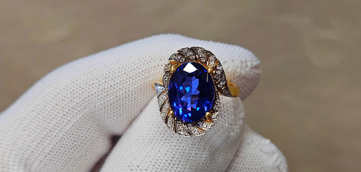Deep purplish blue gem 6.18ct  Tanzanite ring 2-tone white and yellow 18k